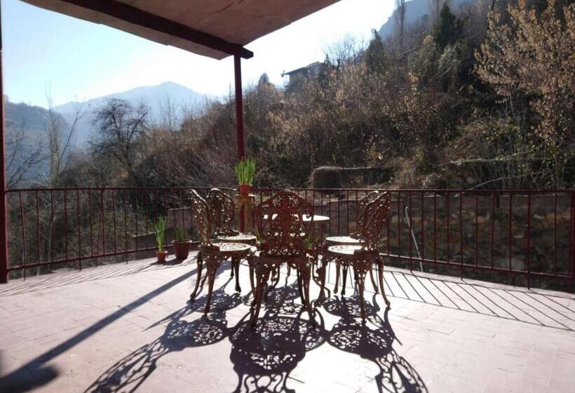 آپارتمان 1 خوابه با تراس, Aparthotel In Alaverdi