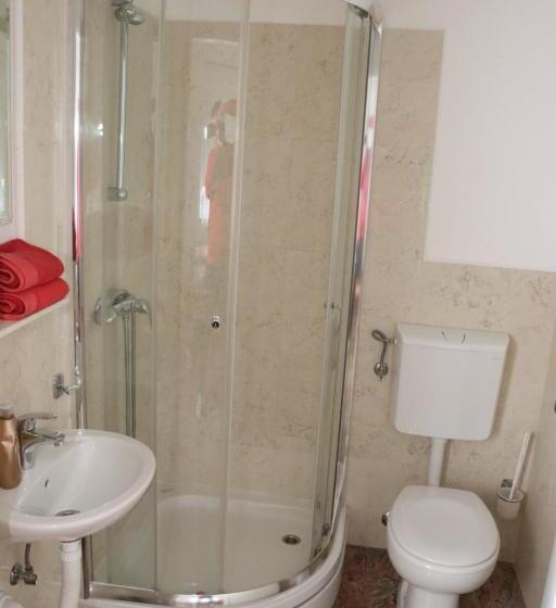 اتاق استاندارد, Rooms & Apartment Jozić