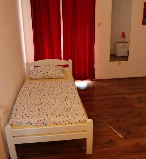 1 Bedroom Apartment Lake View, Rooms & Apartment Jozić