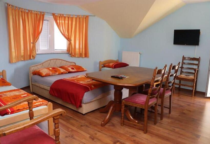 1 Bedroom Apartment Lake View, Rooms & Apartment Jozić