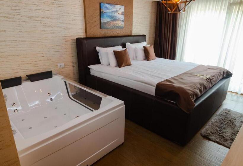 اتاق استاندارد با تخت بزرگ, Restaurant & Apartments & Rooms Avenia