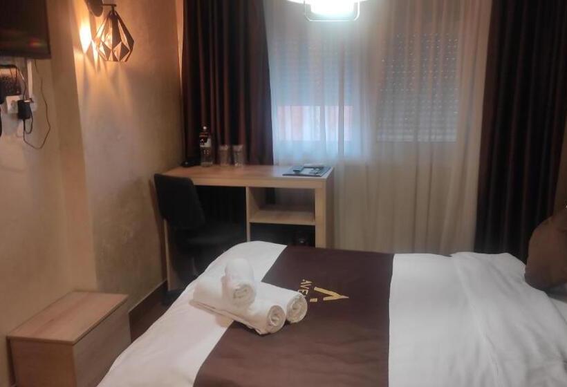اتاق اکونومی, Restaurant & Apartments & Rooms Avenia