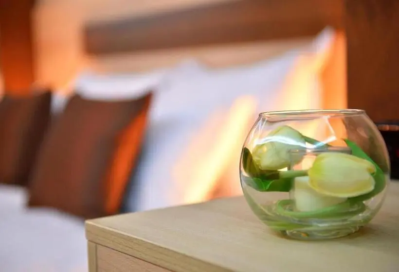 اتاق استاندارد, Restaurant & Apartments & Rooms Avenia