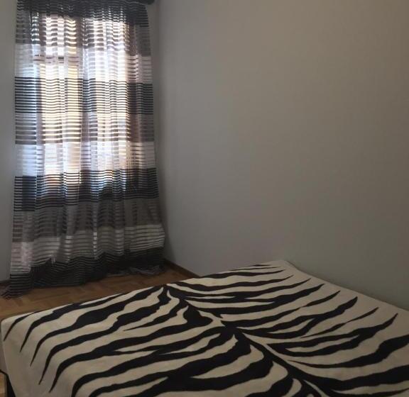 اتاق اکونومی, Guest House Stefanos