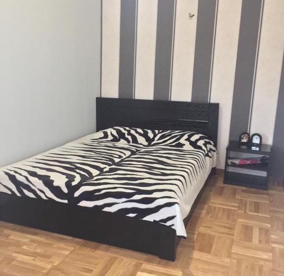 اتاق اکونومی, Guest House Stefanos