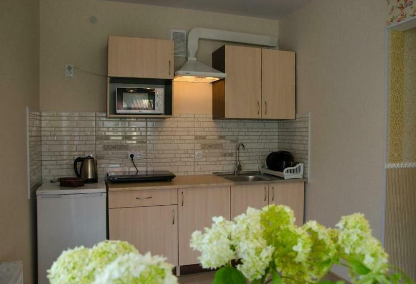 آپارتمان 1 خوابه, Triumph