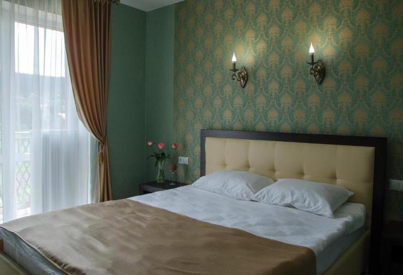 آپارتمان 2 خوابه, Triumph