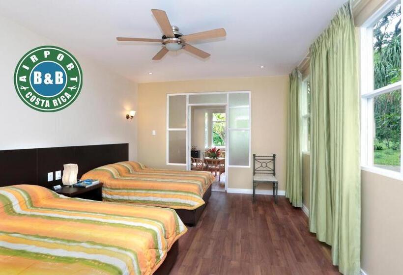 إستوديو قياسى, Airport Costa Rica B&b
