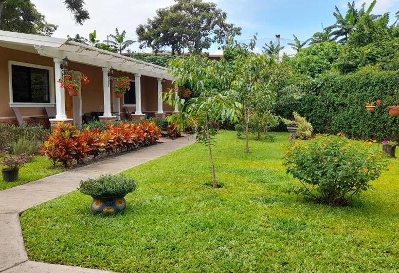 اتاق استاندارد با چشمانداز باغ, Airport Costa Rica B&b