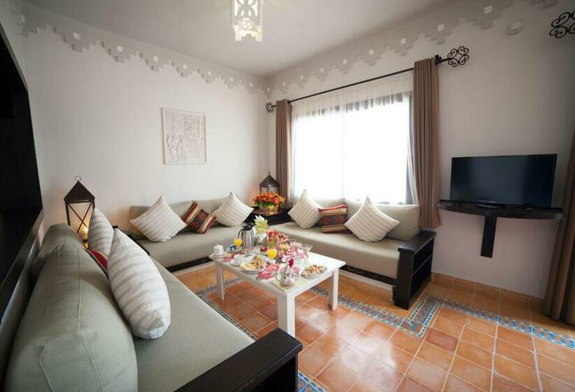 스위트, Borjs Hotel Suites & Spa