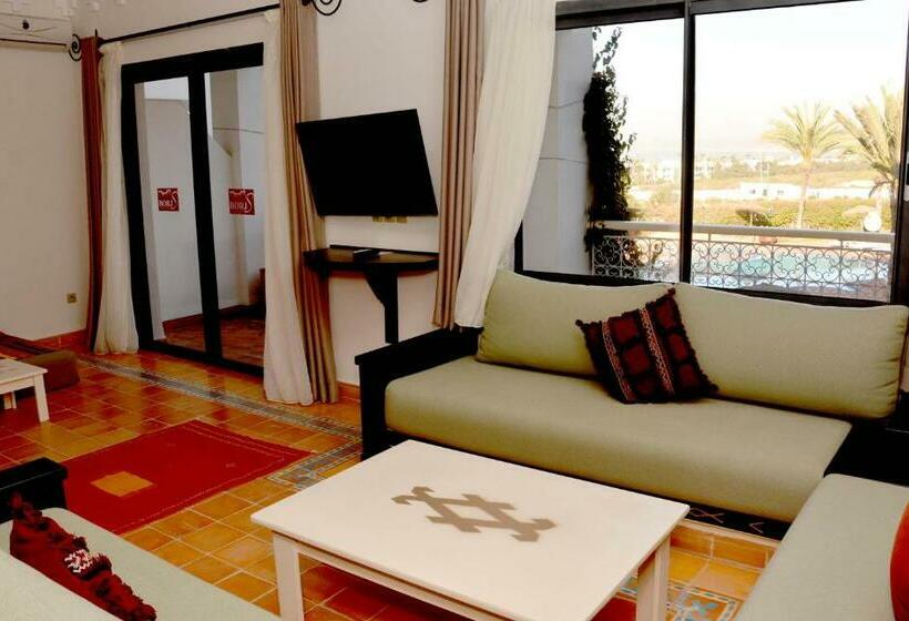 جناح مطلّ علي البحر, Borjs Hotel Suites & Spa