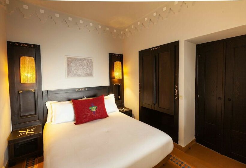 시니어 스위트, Borjs Hotel Suites & Spa