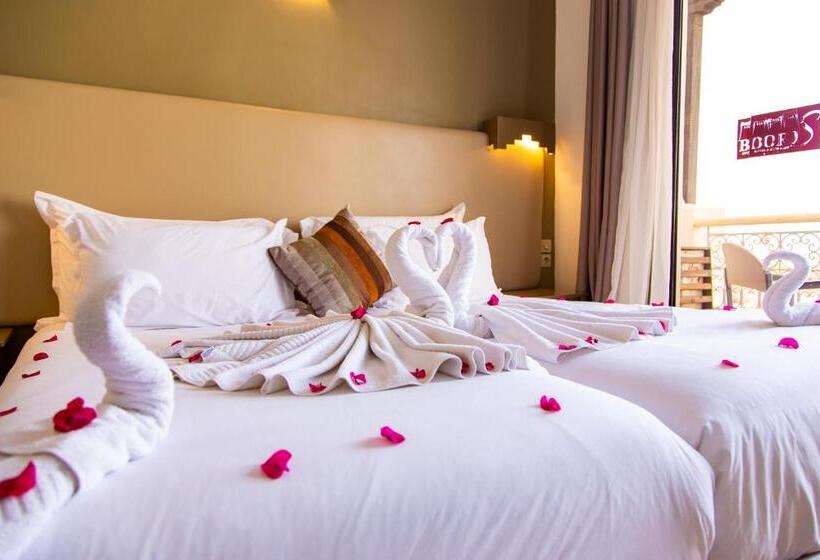 غرفة قياسية مطلّة علي البحر, Borjs Hotel Suites & Spa