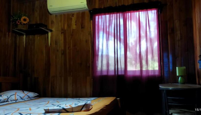 اتاق استاندارد با تخت بزرگ, Hostel Marisol