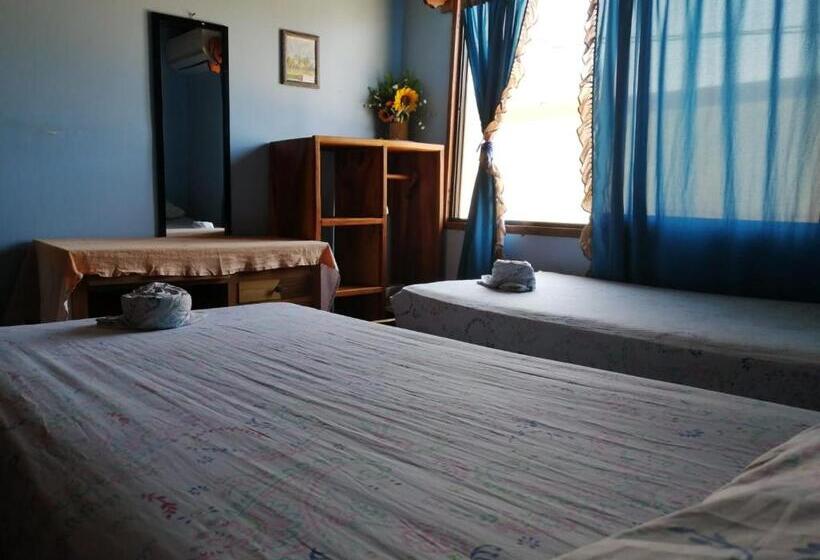 Семейный Номер, Hostel Marisol