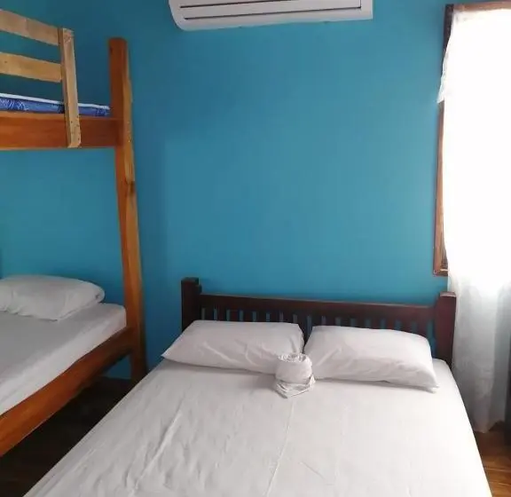 Superior-perhehuone, Hostel Marisol Playa Samara