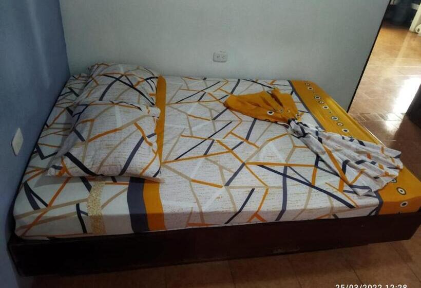 اتاق استاندارد, Hostel Marisol