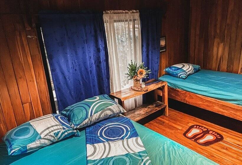 اتاق راحتی سه تخته, Hostel Marisol