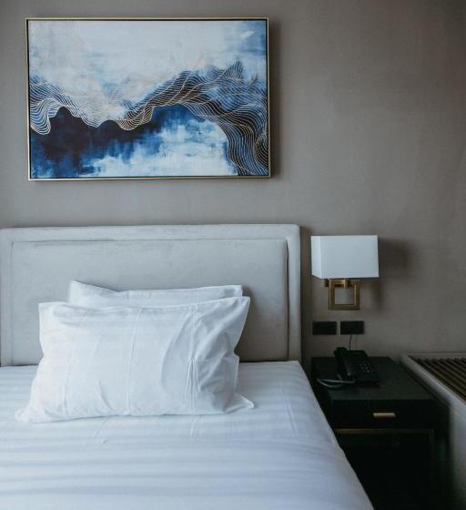 Superior Oda, Pvl Suites