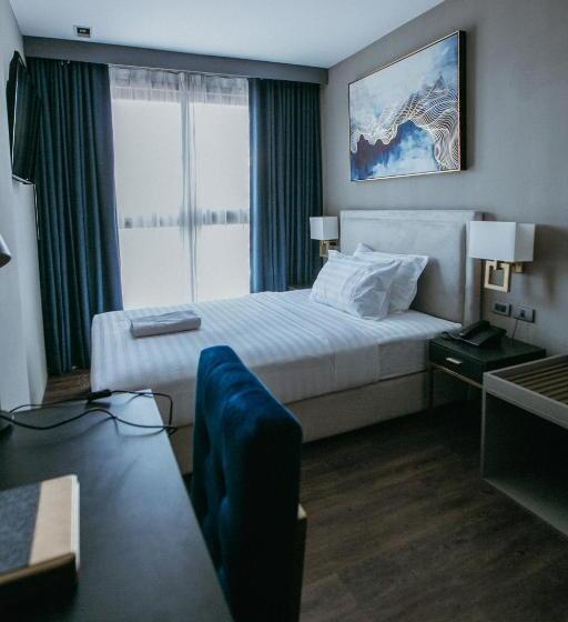 Superior Oda, Pvl Suites