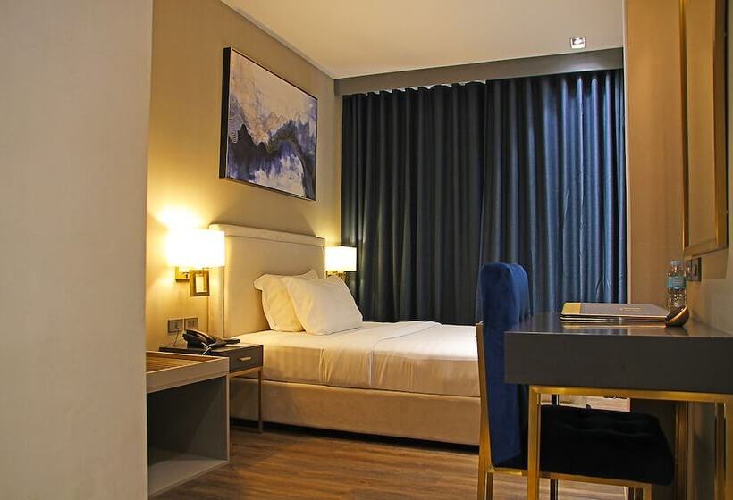 Superior Oda, Pvl Suites