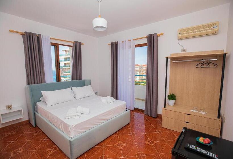 חדר סטנדרט עם מרפסת, Villa Gaudium