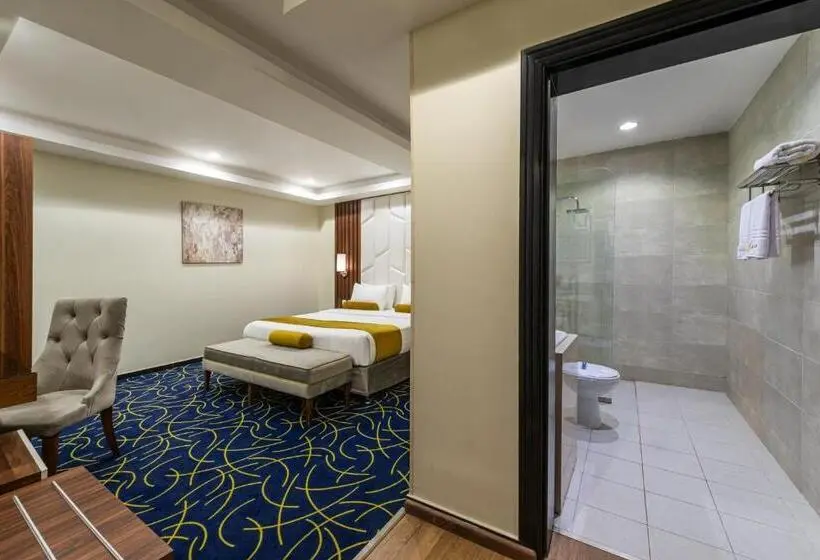 3 Bedroom Suite, Al Qasr Al Masyaf
