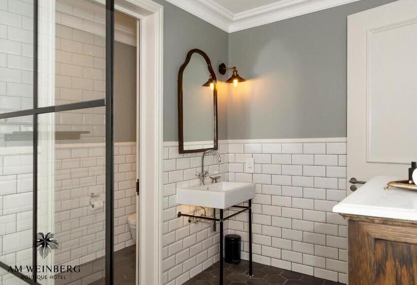 اتاق استاندارد, The Weinberg Windhoek