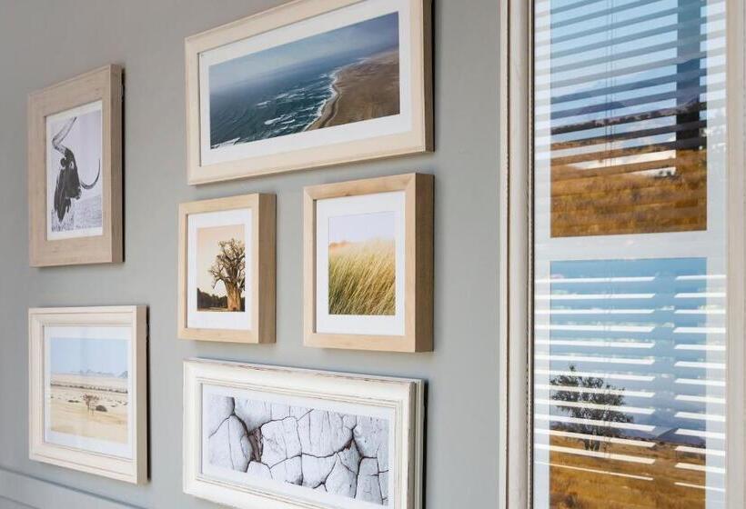 اتاق استاندارد, The Weinberg Windhoek