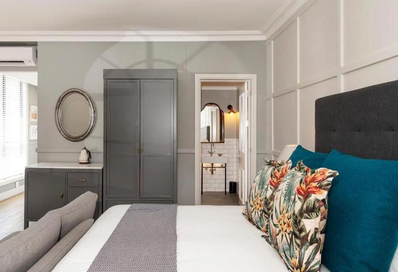 اتاق استاندارد, The Weinberg Windhoek