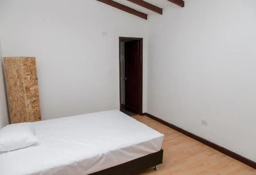 Deluxe Kamer, Les Balcons Hostel