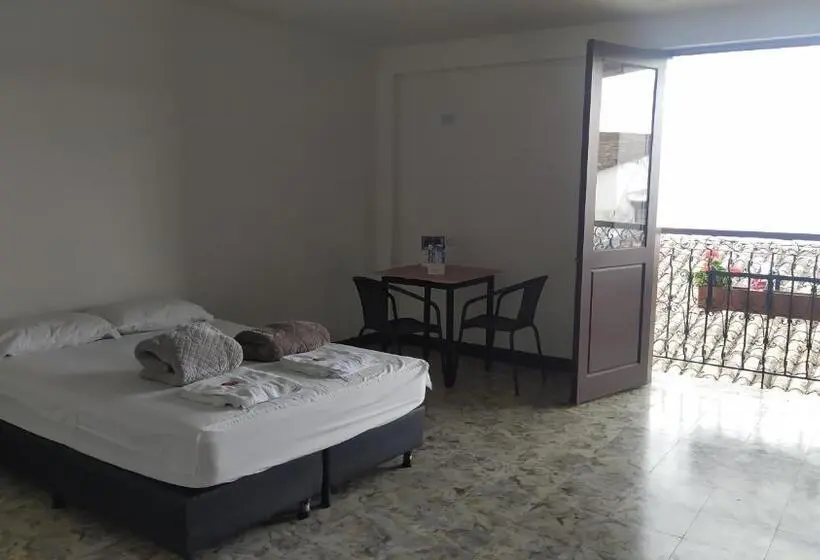 Deluxe Kamer met Balkon, Les Balcons Hostel