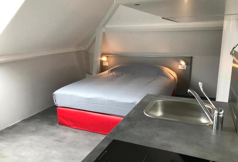 Студия Superior, Smartappart Saint Nazaire