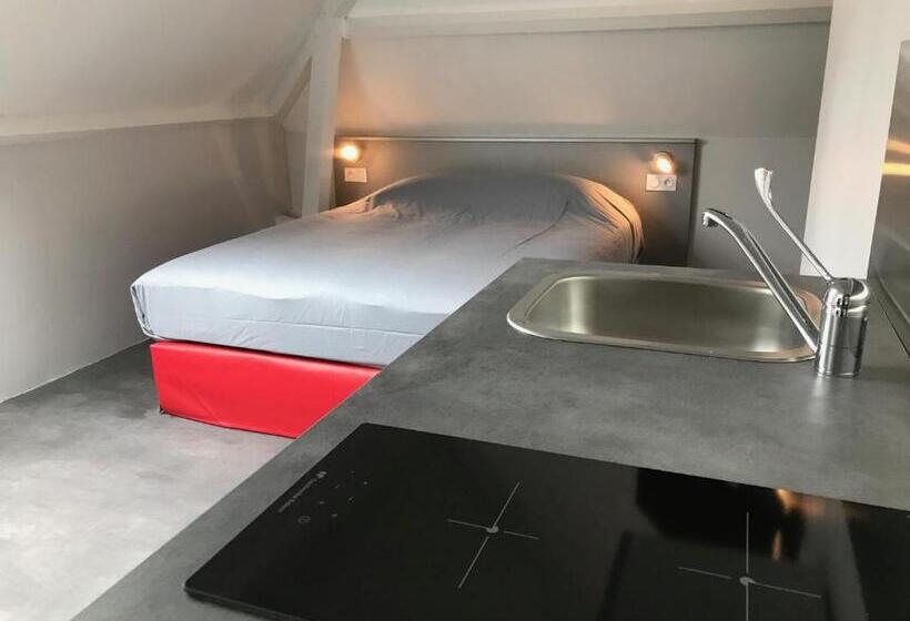 Студия Superior, Smartappart Saint Nazaire