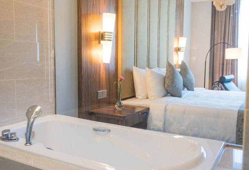 Номер Клуб Кровать Кинг, Zenith Hotel Putrajaya