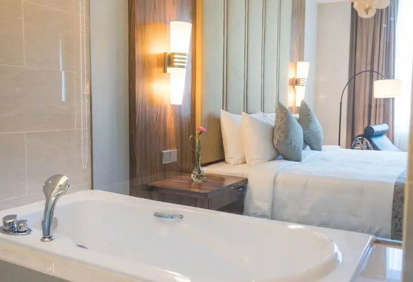 キングサイズベッドのクラブルーム, Zenith Hotel Putrajaya