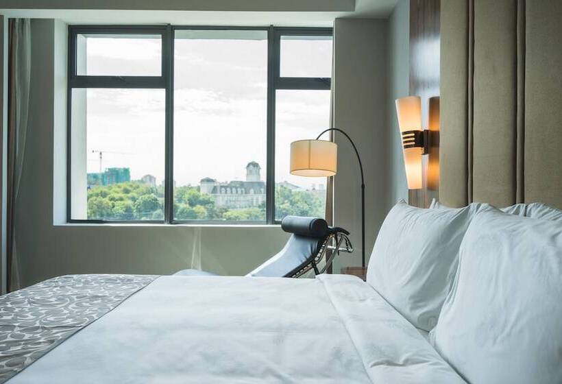 キングサイズベッドのクラブルーム, Zenith Hotel Putrajaya