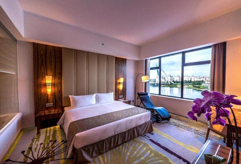 キングサイズベッドのデラックスルーム, Zenith Hotel Putrajaya