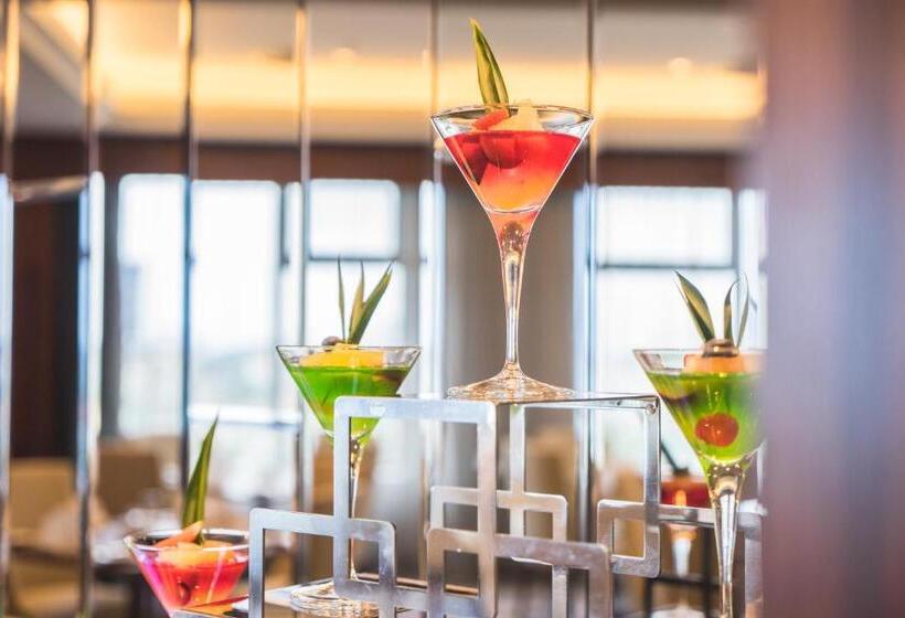 キングサイズベッドのクラブルーム, Zenith Hotel Putrajaya