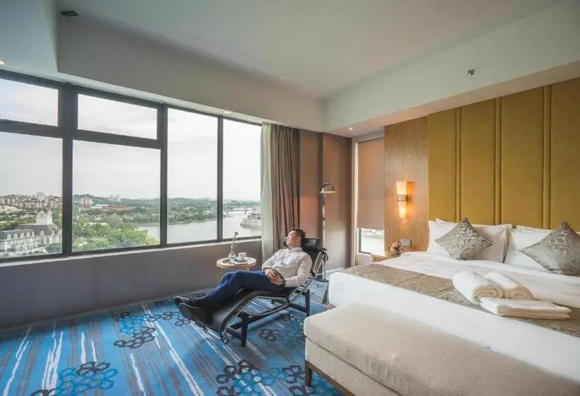 キングサイズベッドのスタンダードルーム, Zenith Hotel Putrajaya