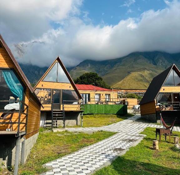 کلبه ییلاقی, Guesthouse Elli & Cottages
