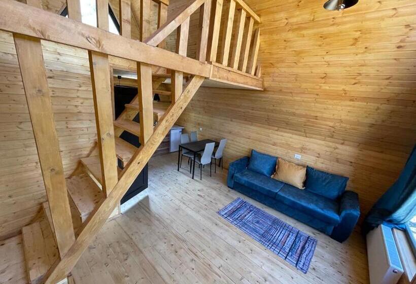 کلبه ییلاقی, Guesthouse Elli & Cottages