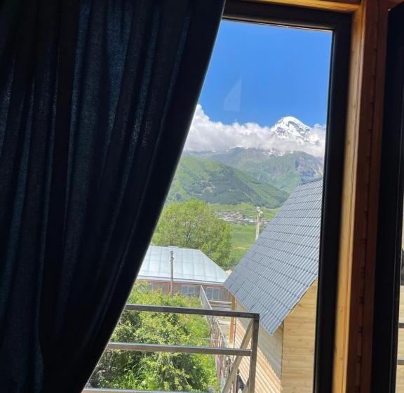 کلبه ییلاقی, Guesthouse Elli & Cottages