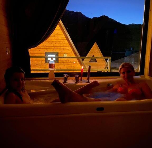 کلبه ییلاقی, Guesthouse Elli & Cottages