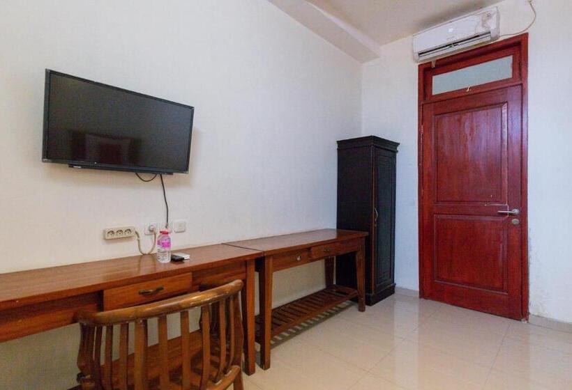 Номер Стандарт, Reddoorz @ Raya Ngagel 2