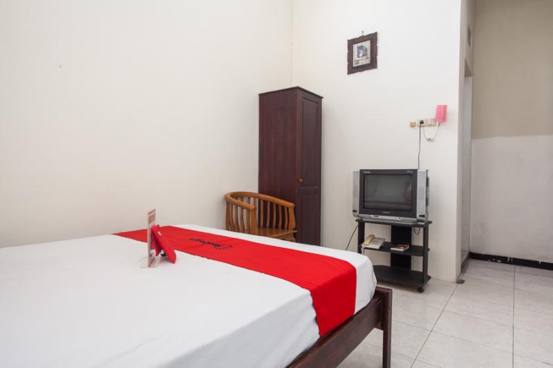 Номер Стандарт, Reddoorz @ Raya Ngagel 2