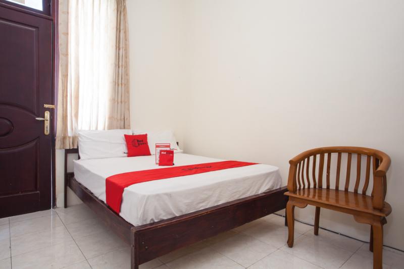 Номер Стандарт, Reddoorz @ Raya Ngagel 2