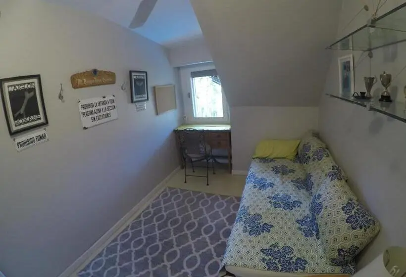 庭の見えるシングルルーム, Deaf Twins Bed/breakfast