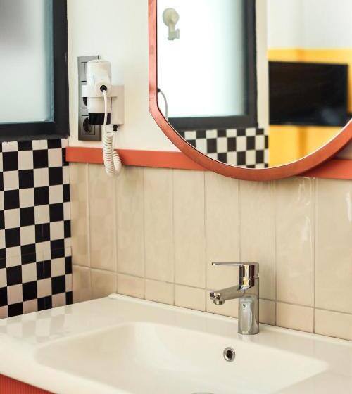 キングサイズベッドのスタンダードルーム, Limon Inn Hotel, Taşucu