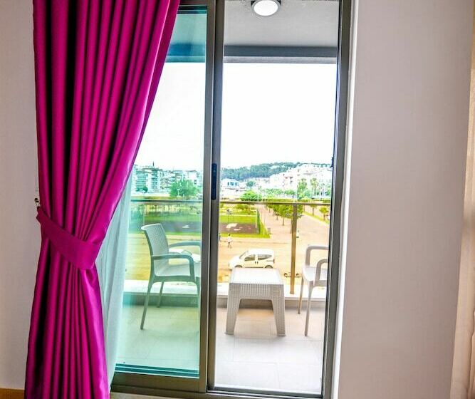 اتاق استاندارد, Derin Ma Sorgun